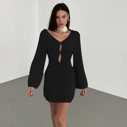 Close-up of deep V-neck in Women's Lunar Lace Long-Sleeve Cover-Up