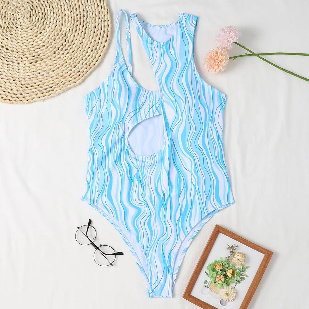 one-piece-swimsuit minimalist
